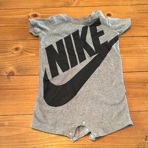 Nike‎ Infant Gray Romper with Black Logo 9 months